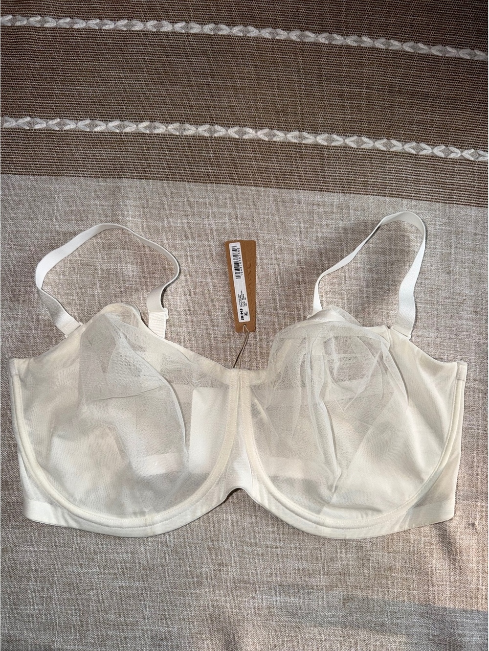 Skins Ultra Fine Mesh Strapless Bra in Marble, Size 42H
